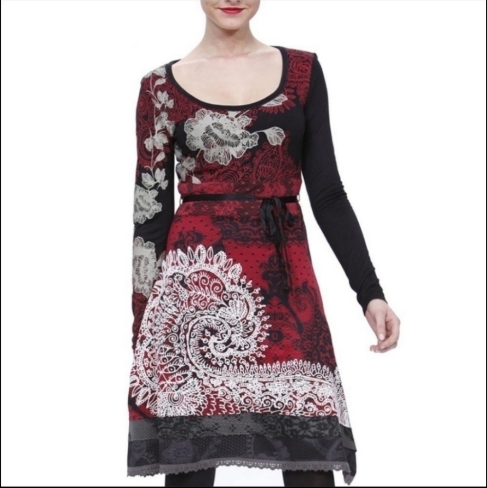 DESIGUAL Womenāsā Black Red Printed Dress